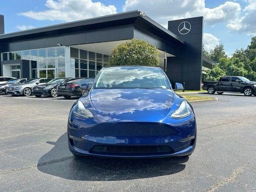 Deep Blue Metallic 2023 Tesla Model Y Long Range