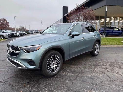 2026 Mercedes-Benz GLC 300 Base 4MATIC