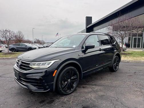 2022 Volkswagen Tiguan 2.0T SE R-Line Black