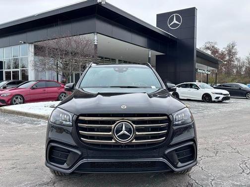 2025 Mercedes-Benz GLS 450 4MATIC