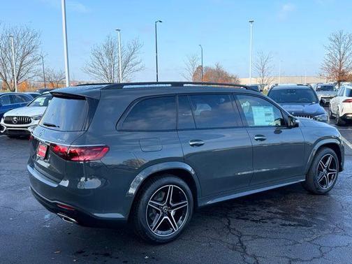 2026 Mercedes-Benz GLS 450 4MATIC
