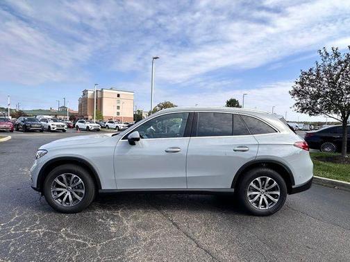 2026 Mercedes-Benz GLC 300 Base 4MATIC