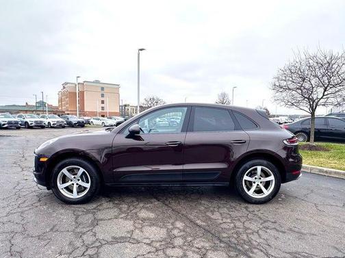 2021 Porsche Macan Base