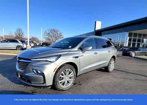 2024 Buick Enclave Essence