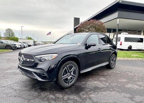 2025 Mercedes-Benz GLC 350e Base 4MATIC