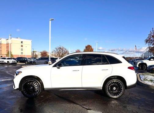 2026 Mercedes-Benz GLC 300 Base 4MATIC