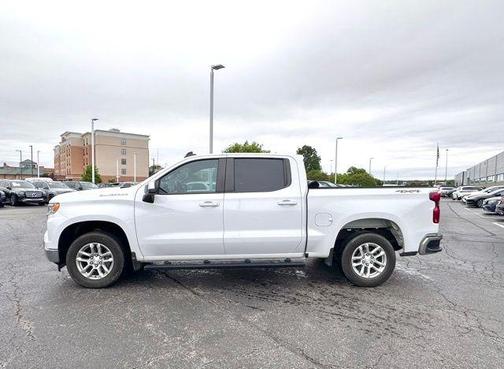 Summit White 2022 Chevrolet Silverado 1500 LT