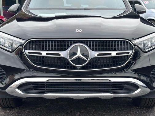 2025 Mercedes-Benz GLC 300 Base 4MATIC