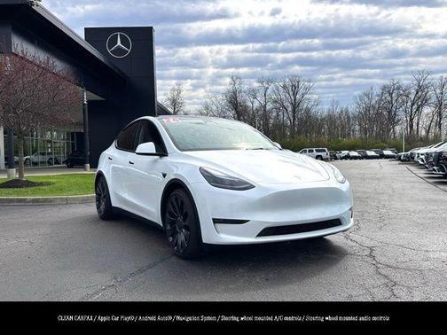 Pearl White Multi 2024 Tesla Model Y Performance