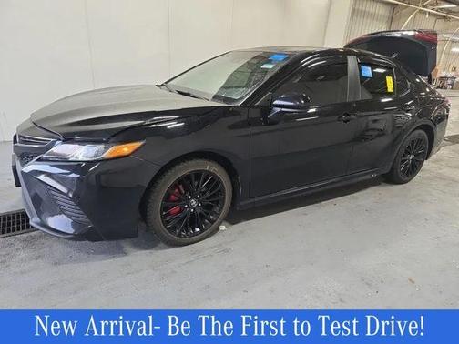 Midnight Black Metallic 2020 Toyota Camry SE Nightshade