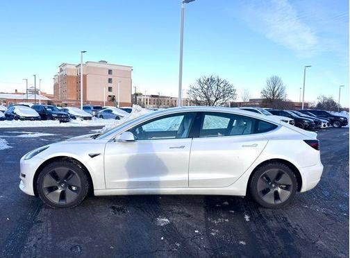 2019 Tesla Model 3 Mid Range