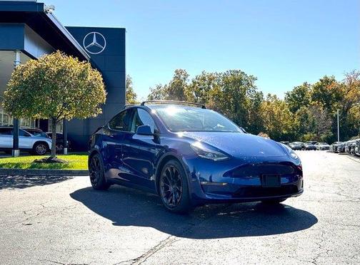 Deep Blue Metallic 2022 Tesla Model Y Performance