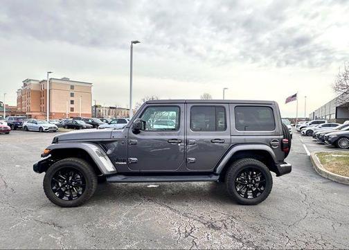 2021 Jeep Wrangler Unlimited Sahara Altitude