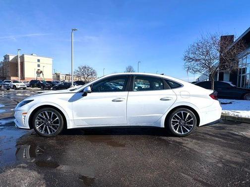 2023 Hyundai SONATA Limited