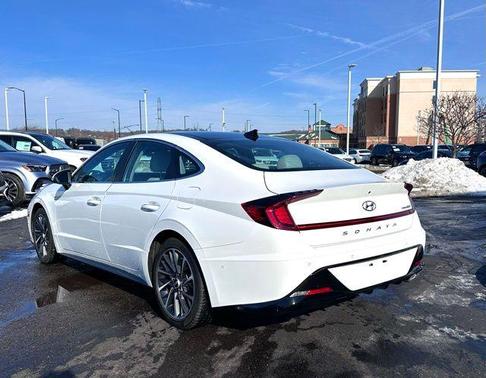 2023 Hyundai SONATA Limited