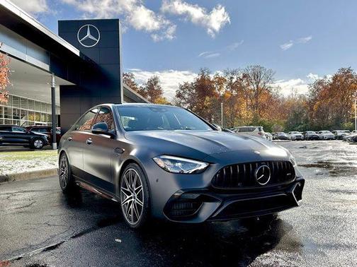 2025 Mercedes-Benz AMG C 63 S E Performance