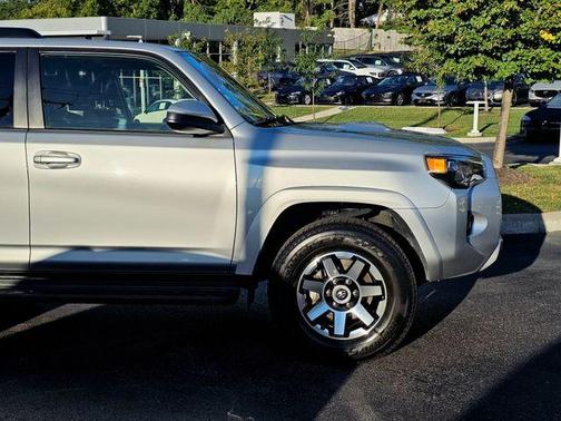 2024 Toyota 4Runner TRD Off Road