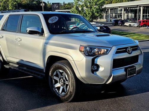 2024 Toyota 4Runner TRD Off Road