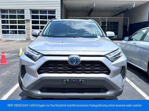 2022 Toyota RAV4 Hybrid XLE