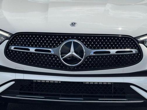 2025 Mercedes-Benz GLC 350e Base 4MATIC