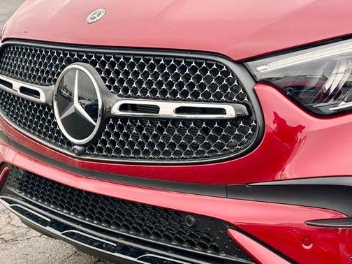 2025 Mercedes-Benz GLC 300 Base 4MATIC