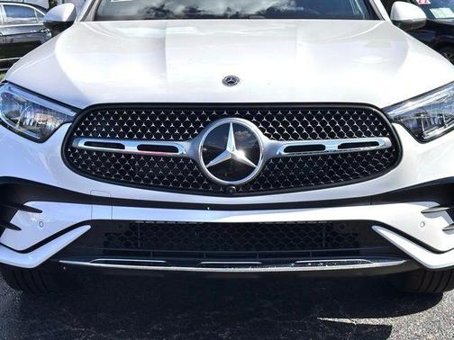 2026 Mercedes-Benz GLC 300 Base 4MATIC