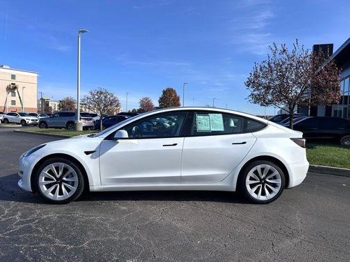 2022 Tesla Model 3 Long Range