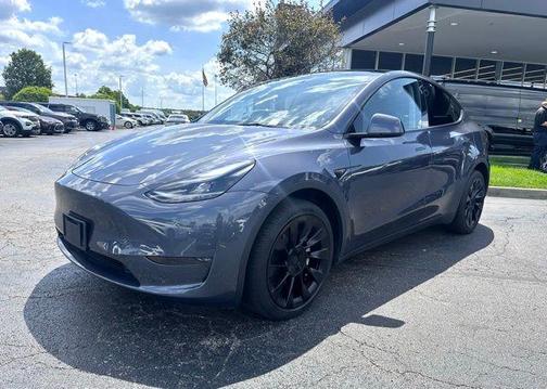 2023 Tesla Model Y Long Range