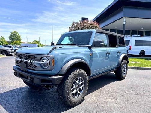 2022 Ford Bronco Badlands