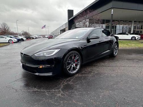 2022 Tesla Model S Base