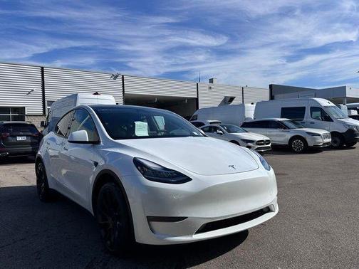 2023 Tesla Model Y Long Range