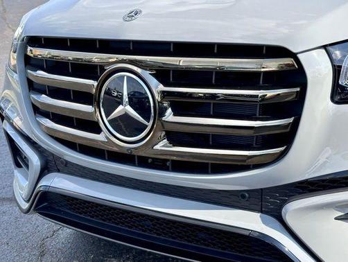 2026 Mercedes-Benz GLS 450 4MATIC