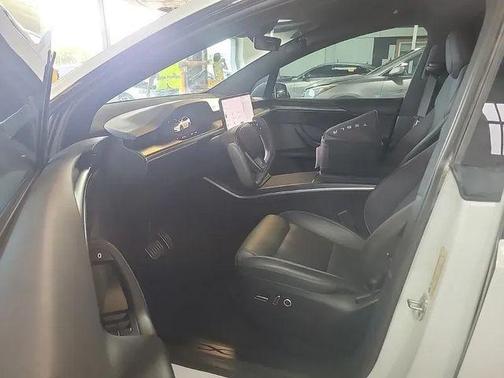 2024 Tesla Model X Plaid