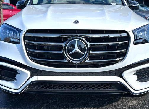 2025 Mercedes-Benz GLS 450 4MATIC