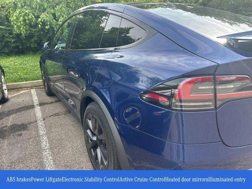 2023 Tesla Model X Base