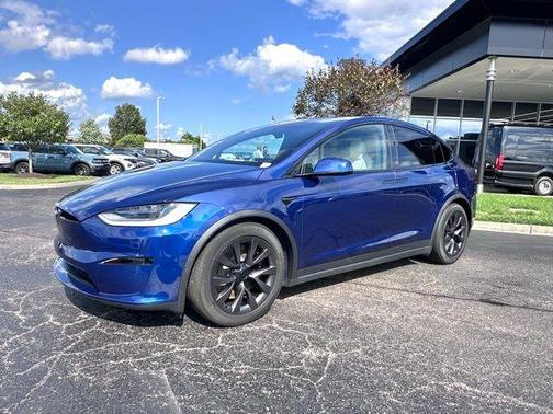2023 Tesla Model X Base