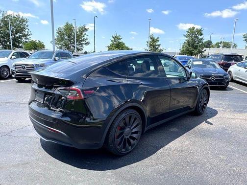 2022 Tesla Model Y Performance