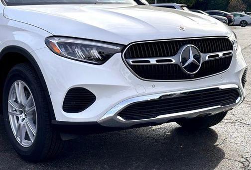 Polar White 2026 Mercedes-Benz GLC 300 Base 4MATIC