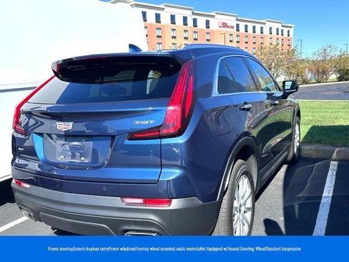 2022 Cadillac XT4 Luxury