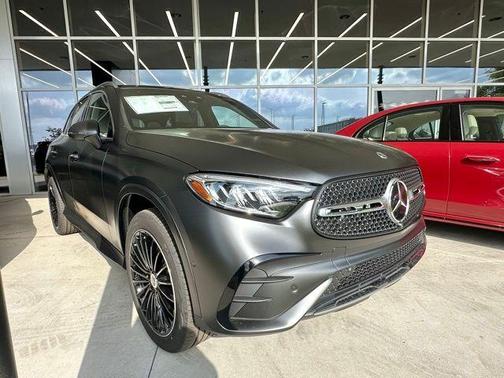 2025 Mercedes-Benz GLC 300 Base 4MATIC