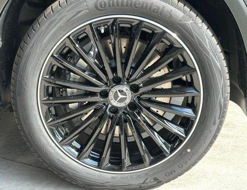 2025 Mercedes-Benz GLC 300 Base 4MATIC
