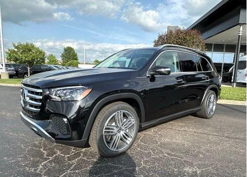 2025 Mercedes-Benz GLS 450 4MATIC