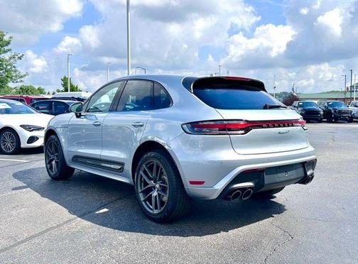 2024 Porsche Macan T