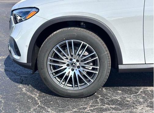 2026 Mercedes-Benz GLC 300 Base 4MATIC