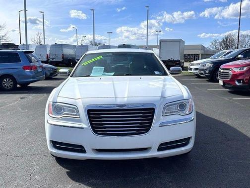2014 Chrysler 300 Base