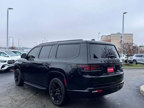 2022 Jeep Wagoneer Series III