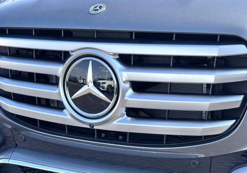 2026 Mercedes-Benz GLS 450 