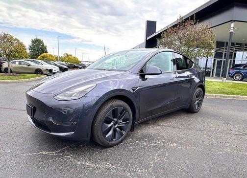 2024 Tesla Model Y Long Range