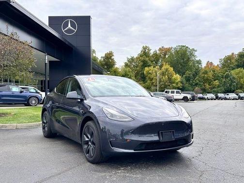 2024 Tesla Model Y Long Range