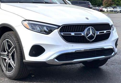 Polar White 2026 Mercedes-Benz GLC 300 Base 4MATIC